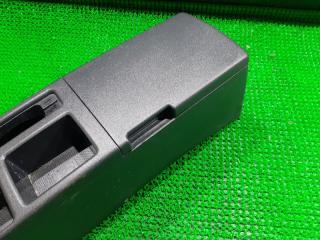 Бардачок между сиденьями TOYOTA COROLLA RUMION ZRE154-1005798 2ZR-FE 3 ракурс