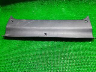 Накладка замка багажника TOYOTA VEROSSA 2002.03