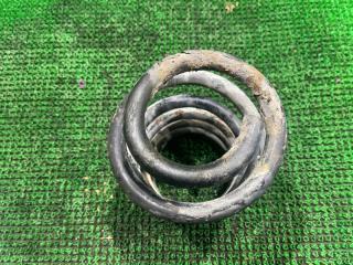 Пружина правая задняя TOYOTA Granvia KCH16W 1KZTE 2 ракурс