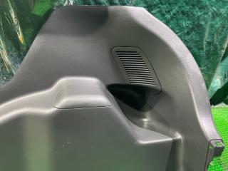 Обшивка багажника правая задняя TOYOTA VITZ NCP95 2NZFE 2 ракурс