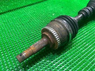 Привод правый передний NISSAN SERENA TNC24 QR20DE 2 ракурс