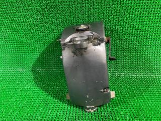 Поворотный кронштейн TOHATSU MFS30A 2003