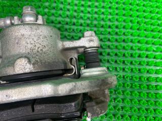 Суппорт правый передний MITSUBISHI MINICAB DS16T R06A 5 ракурс