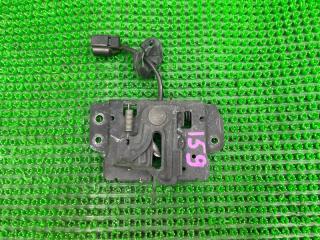 Замок капота MITSUBISHI DELICA D:5 CV5W 4B12 1 ракурс Замок капота MITSUBISHI DELICA D:5 CV5W 4B12 1 ракурс