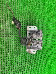 Замок капота MITSUBISHI DELICA D:5 CV5W 4B12 2 ракурс Замок капота MITSUBISHI DELICA D:5 CV5W 4B12 2 ракурс