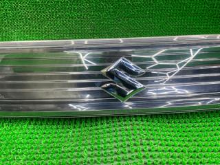 Решетка радиатора SUZUKI WAGON R MH23S K6A 72110-70K50 3 ракурс