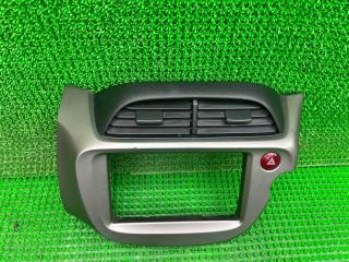 Консоль магнитофона передняя HONDA FIT GE6 L13A 2 ракурс