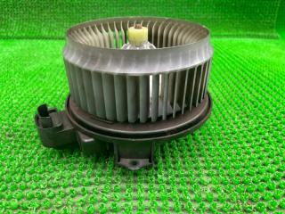 Мотор печки TOYOTA ALPHARD ANH25 2AZFE 2 ракурс