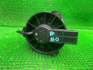 Мотор печки TOYOTA PASSO KGC15 1KRFE 3 ракурс