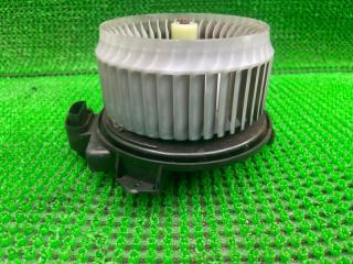 Мотор печки TOYOTA RACTIS NCP105 1NZFE 2 ракурс Мотор печки TOYOTA RACTIS NCP105 1NZFE 2 ракурс