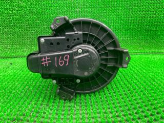 Мотор печки TOYOTA RACTIS NCP105 1NZFE 3 ракурс Мотор печки TOYOTA RACTIS NCP105 1NZFE 3 ракурс