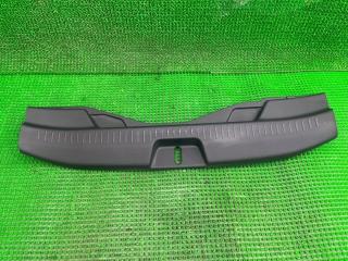 Накладка замка багажника TOYOTA RACTIS 2009.05