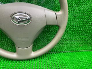 Руль DAIHATSU MOVE CONTE L585S KFVE 3 ракурс Руль DAIHATSU MOVE CONTE L585S KFVE 3 ракурс