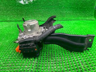 Блок abs HONDA STREAM RN9 R20A 3 ракурс