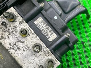 Блок abs NISSAN NOTE E11 HR15DE 476608Y20A 3 ракурс