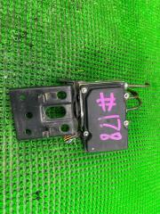 Блок abs NISSAN SERENA CNC25 MR20DE 1 ракурс
