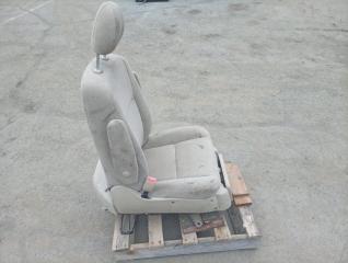 Сидение левое переднее TOYOTA RACTIS NCP105 2 ракурс Сидение левое переднее TOYOTA RACTIS NCP105 2 ракурс