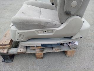Сидение левое переднее TOYOTA RACTIS NCP105 5 ракурс Сидение левое переднее TOYOTA RACTIS NCP105 5 ракурс