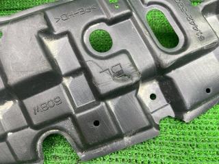 Защита двигателя левая TOYOTA RACTIS NSP120 1NRFE 51442-52090 4 ракурс Защита двигателя левая TOYOTA RACTIS NSP120 1NRFE 51442-52090 4 ракурс