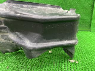 Подкрылок правый передний TOYOTA VOXY AZR65 1AZFSE 53875-28150 4 ракурс Подкрылок правый передний TOYOTA VOXY AZR65 1AZFSE 53875-28150 4 ракурс