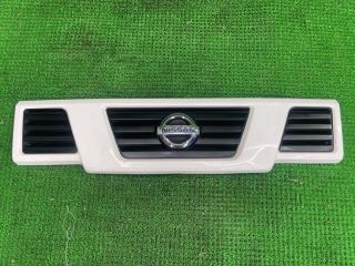 Решетка радиатора NISSAN CLIPPER U72T 3 ракурс
