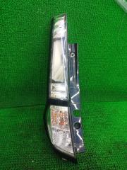 Стоп-сигнал задний TOYOTA TANK M900A 81560-B1350 1 ракурс