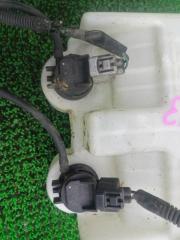 Бачок омывателя TOYOTA ISIS ANM15 1AZFSE 2 ракурс