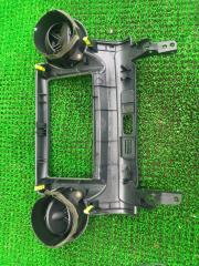 Центральная консоль TOYOTA IST NCP60 5540552220 2 ракурс