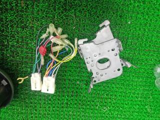 Центральная консоль TOYOTA IST NCP60 5540552220 4 ракурс