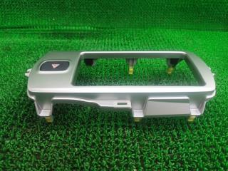 Центральная консоль TOYOTA VITZ NCP135 5540552B90 5 ракурс