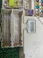 Блок предохранителей TOYOTA MARK II WAGON BLIT GX115 1GFE 3 ракурс Блок предохранителей TOYOTA MARK II WAGON BLIT GX115 1GFE 3 ракурс