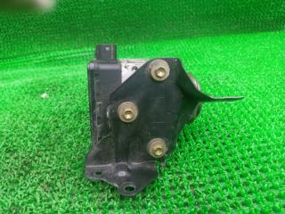 Блок abs TOYOTA NADIA SXN15 3SFE 44510-44040 3 ракурс Блок abs TOYOTA NADIA SXN15 3SFE 44510-44040 3 ракурс