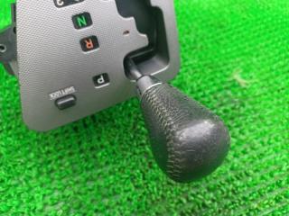 Селектор акпп TOYOTA WISH ZNE14G 1ZZFE 2 ракурс Селектор акпп TOYOTA WISH ZNE14G 1ZZFE 2 ракурс