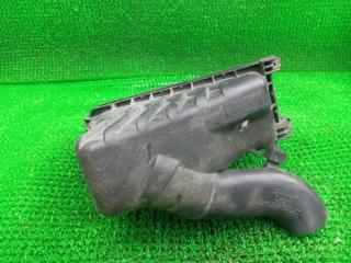 Корпус воздушного фильтра TOYOTA SUCCEED NLP51V 1NDTV 22204-30010 3 ракурс Корпус воздушного фильтра TOYOTA SUCCEED NLP51V 1NDTV 22204-30010 3 ракурс