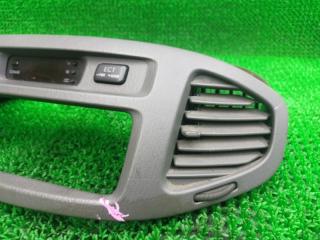 Центральная консоль TOYOTA REGIUS KCH46G 1KZTE 8391044010 3 ракурс