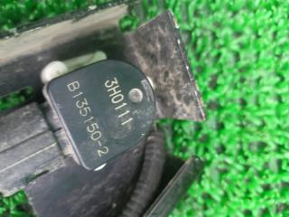 Датчик уровня кузова TOYOTA VITZ NSP135 1NRFE 5 ракурс