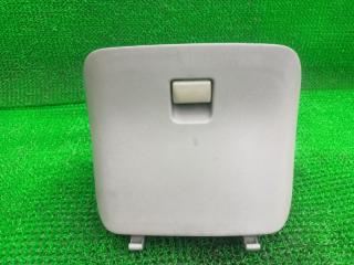 Бардачок передний TOYOTA REGIUS KCH46G 1KZTE 1 ракурс