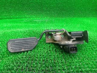 Педаль газа TOYOTA ISIS ANM15 1AZFSE 1 ракурс