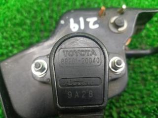Педаль газа TOYOTA ISIS ANM15 1AZFSE 5 ракурс