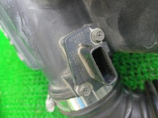 Корпус воздушного фильтра NISSAN SERENA NC25 MR20DE 22680-7S000 5 ракурс