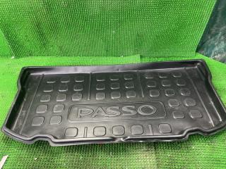 Коврик багажника задний TOYOTA PASSO KGC10 1 ракурс