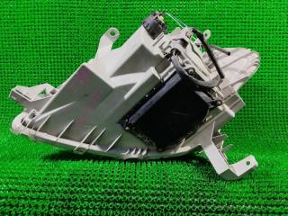 Фара правая передняя TOYOTA RAUM NCZ25 1NZFE 46-5 5 ракурс