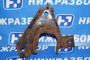 Запчасть кронштейн амортизатора Mazda 6 2004
