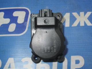 Запчасть моторчик заслонки печки Ford Focus 2 2007
