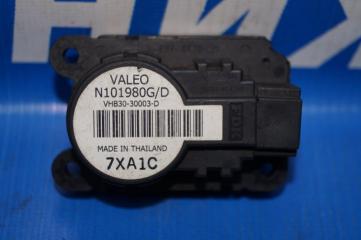 Моторчик заслонки печки Renault Megane 2 2002-2009 Б/У Моторчик заслонки печки Renault Megane 2 2002-2009