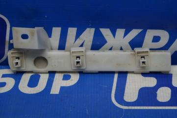 Запчасть направляющая бампера передняя левая Mitsubishi Lancer 10