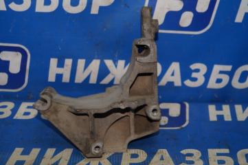 Запчасть кронштейн генератора Mazda Tribute 2001