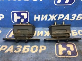 Петля двери багажника Infiniti FX35 Б/У Петля двери багажника Infiniti FX35