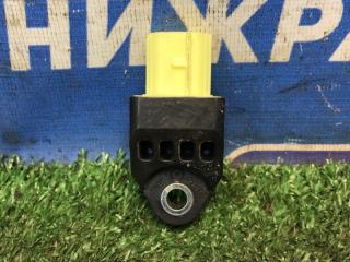 Запчасть датчик air bag правый Toyota Camry 2007