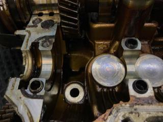 Головка блока цилиндров (ГБЦ) левая LS 430 2000-2006 XF30 4.3 3UZ-FE Головка блока цилиндров (ГБЦ) левая LS 430 2000-2006 XF30 4.3 3UZ-FE